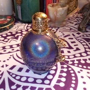 Taylor Swift's Wonderstuck Perfume 3.4 FL OZ still has scent 75% Full